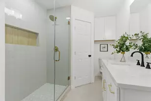 2409 Aquaduct Dr, Bedford, TX 76022 - Photo 9