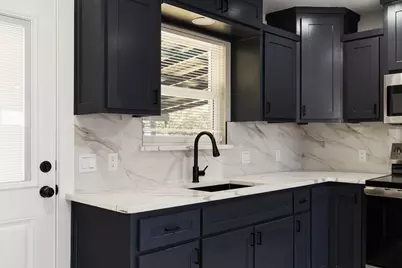 6509 Tina Court, Forest Hill, TX 76140 - Photo 7