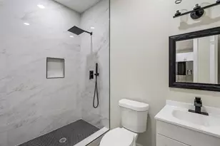 518 S Cockrell Hill Rd, Cockrell Hill, TX 75211 - Photo 21