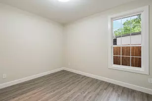 518 S Cockrell Hill Rd, Cockrell Hill, TX 75211 - Photo 19