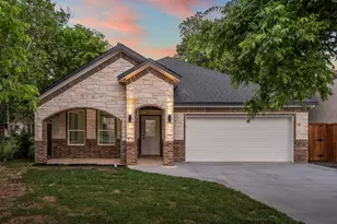 518 S Cockrell Hill Rd, Cockrell Hill, TX 75211 - Photo 1