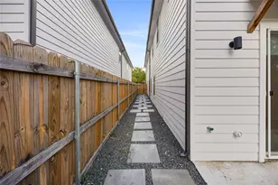 2609 Warren Ave, Dallas, TX 75215 - Photo 31