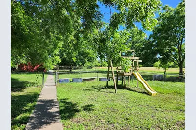 1010 E Fm 902, Howe, TX 75459 - Photo 19