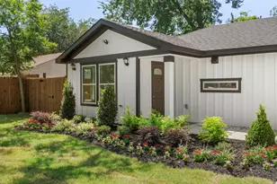 825 Apache Trce, Grand Prairie, TX 75051 - Photo 5