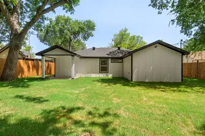 825 Apache Trace, Grand Prairie, TX 75051 - Photo 27