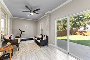 7423 Bradford Pear Dr, Irving, TX 75063 - Photo 27