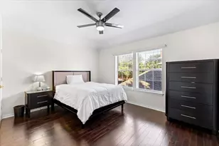 7423 Bradford Pear Dr, Irving, TX 75063 - Photo 31