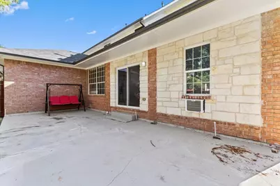 7423 Bradford Pear Drive, Irving, TX 75063 - Photo 37