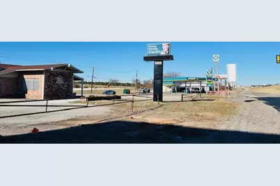 102 S Collins, Howe, TX 75459 - Photo 3