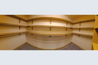 8706 Lohr Valley Road, Irving, TX 75063 - Photo 9