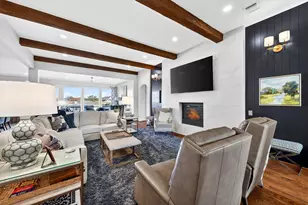 600 Kiowa Dr E, Lake Kiowa, TX 76240 - Photo 3