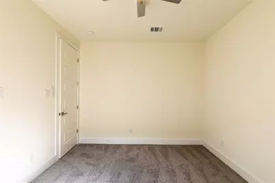 2820 Pennsylvania Avenue, Dallas, TX 75215 - Photo 25