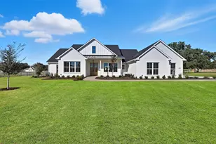 1033 Arbor Vista Dr, Azle, TX 76023 - Photo 1