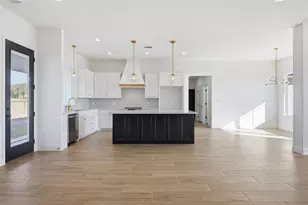 1033 Arbor Vista Dr, Azle, TX 76020 - Photo 13