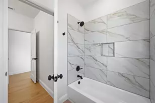 1033 Arbor Vista Dr, Azle, TX 76020 - Photo 37