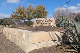 3 E Townhouse Ln, Grand Prairie, TX 75052 - Photo 17