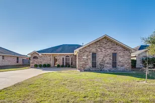 462 Tranquility Ln, Cedar Hill, TX 75104 - Photo 3