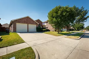 319 Highland View Dr, Wylie, TX 75098 - Photo 1