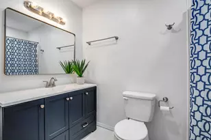 8715 Kingspoint Dr, Dallas, TX 75238 - Photo 19