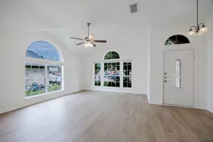 3704 Staghorn Cir N, Fort Worth, TX 76137 - Photo 5