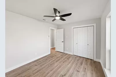 2110 Cedarcrest Drive, Carrollton, TX 75007 - Photo 19