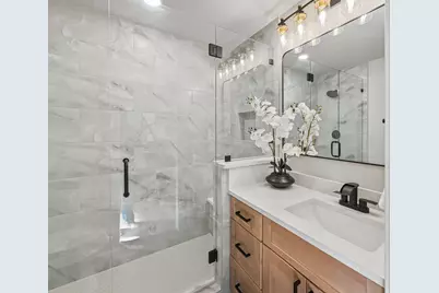 2110 Cedarcrest Drive, Carrollton, TX 75007 - Photo 23