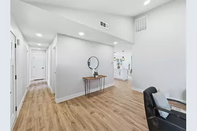 2110 Cedarcrest Drive, Carrollton, TX 75007 - Photo 13