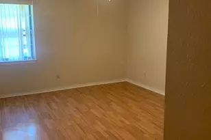 919 Magnolia Ln, Lancaster, TX 75146 - Photo 13