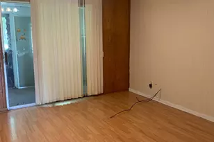 919 Magnolia Ln, Lancaster, TX 75146 - Photo 7