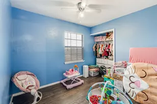 7021 Newberry Ct E, Fort Worth, TX 76120 - Photo 9