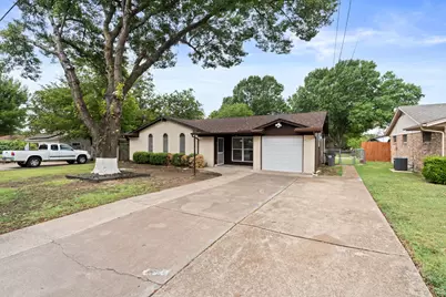 103 N Summit Street, Red Oak, TX 75154 - Photo 1