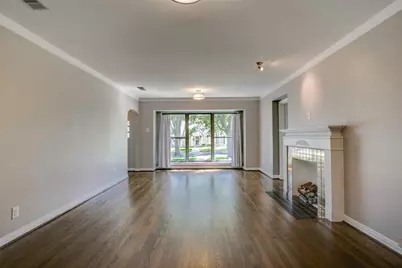 2051 Marydale Drive, Dallas, TX 75208 - Photo 7