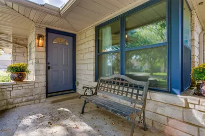 2051 Marydale Drive, Dallas, TX 75208 - Photo 3