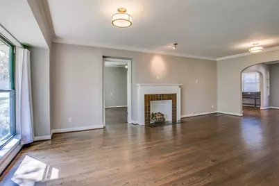 2051 Marydale Drive, Dallas, TX 75208 - Photo 5