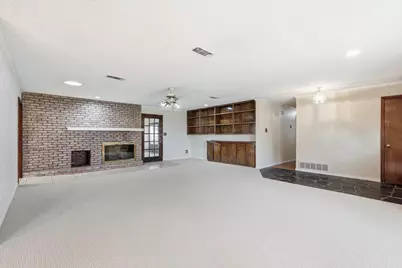 2825 Winterhaven Drive, Hurst, TX 76054 - Photo 7