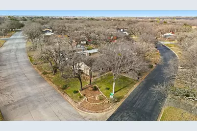 2825 Winterhaven Drive, Hurst, TX 76054 - Photo 35