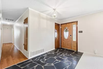 2825 Winterhaven Drive, Hurst, TX 76054 - Photo 5