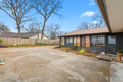 2825 Winterhaven Drive, Hurst, TX 76054 - Photo 33