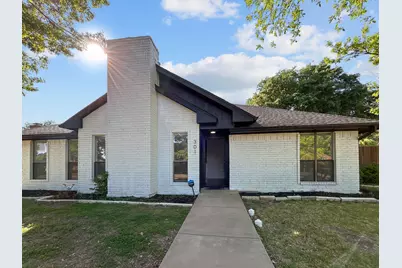 301 Barclay Avenue, Coppell, TX 75019 - Photo 1