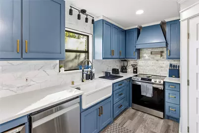 1202 Hillwood Drive, Lewisville, TX 75067 - Photo 3