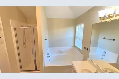 5205 Wedgewood Drive, Garland, TX 75043 - Photo 17