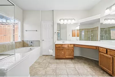 4902 Spring Lake Parkway, Mansfield, TX 76063 - Photo 19