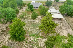 129 Ronnie Ln, Weatherford, TX 76088 - Photo 35