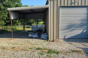 129 Ronnie Ln, Weatherford, TX 76088 - Photo 5