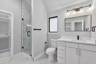 1812 Marble Pass Dr, Flower Mound, TX 75028 - Photo 17