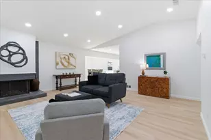 158 Centennial Dr, Lewisville, TX 75067 - Photo 7