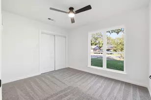 158 Centennial Dr, Lewisville, TX 75067 - Photo 21