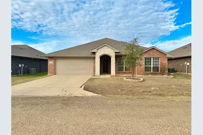 140 Creek Meadow Drive, Mabank, TX 75147 - Photo 3