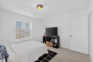 535 W Crossland Blvd, Grand Prairie, TX 75052 - Photo 25