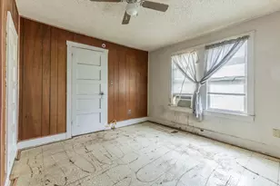 316 E Warren St, Hewitt, TX 76643 - Photo 9